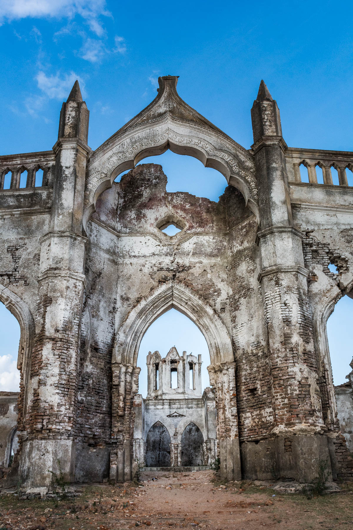 The ruins of Shettihalli Church in Karnataka, India, also known as the "floating church", are a great off the beaten track destination to day trip to. Read on to learn how to get to Shettihalli Church in Karnataka, India.