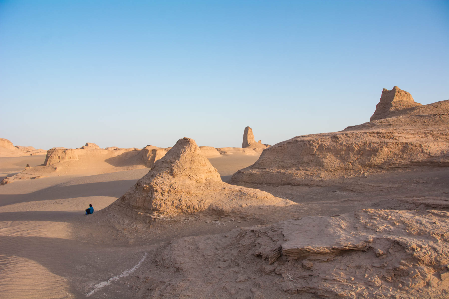 Two week Iran travel itinerary - The Kaluts desert in Iran - Lost With Purpose