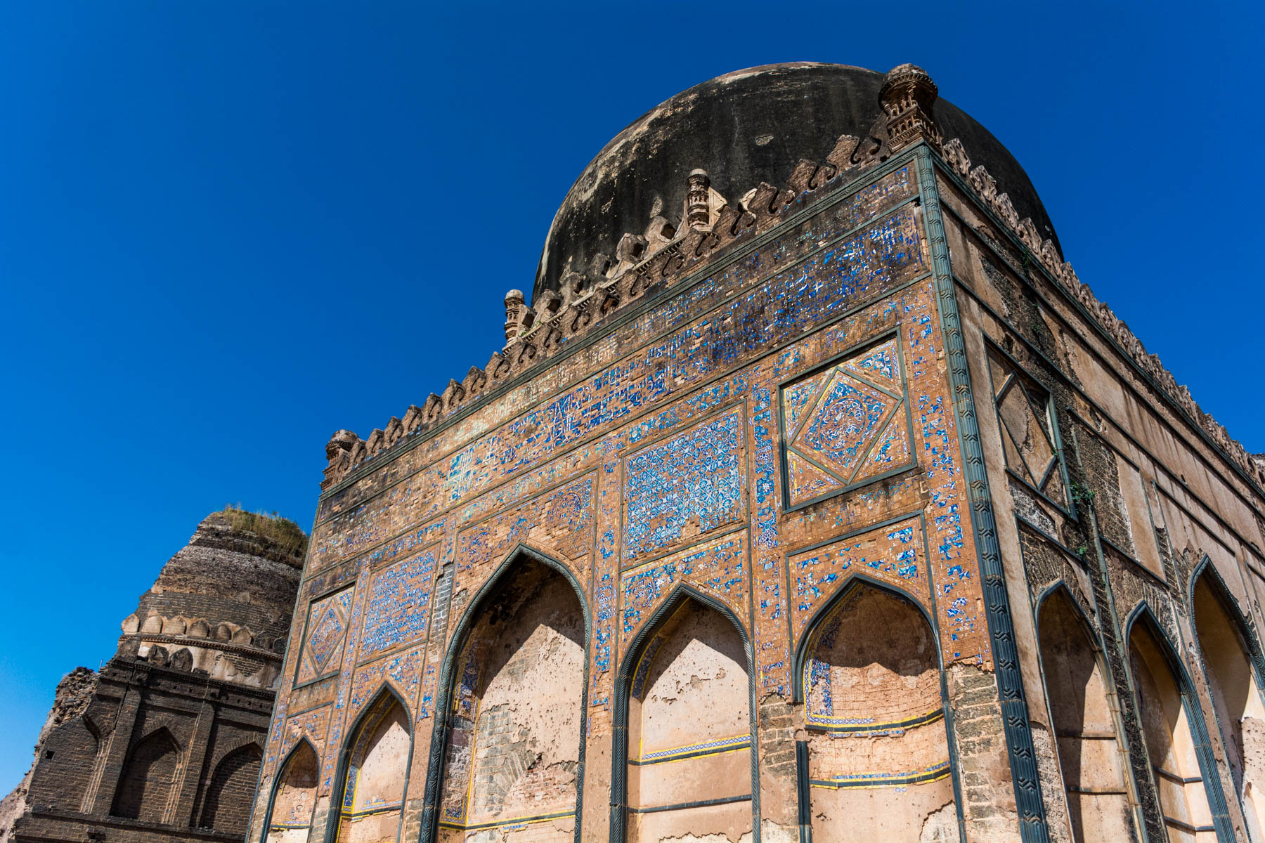Off the beaten track places to visit in Karnataka, India - Bahamani tombs in Bidar, India - Lost With Purpose
