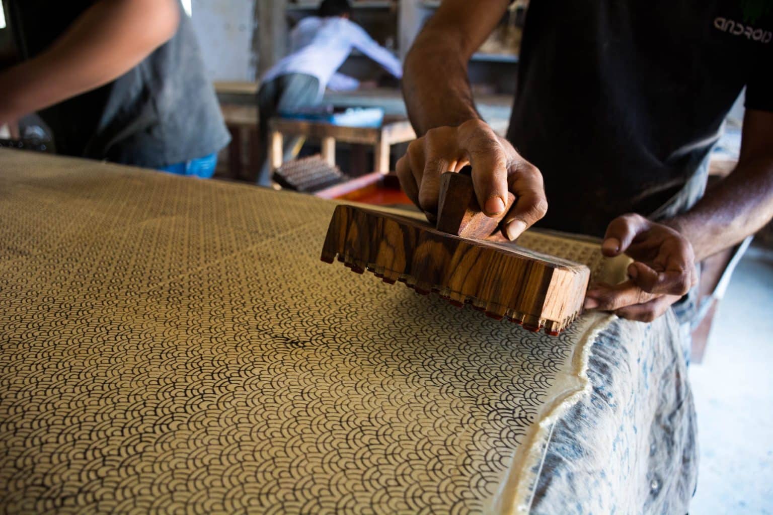 The Vibrant Textiles And Crafts Of Kutch, Gujarat Lost With Purpose