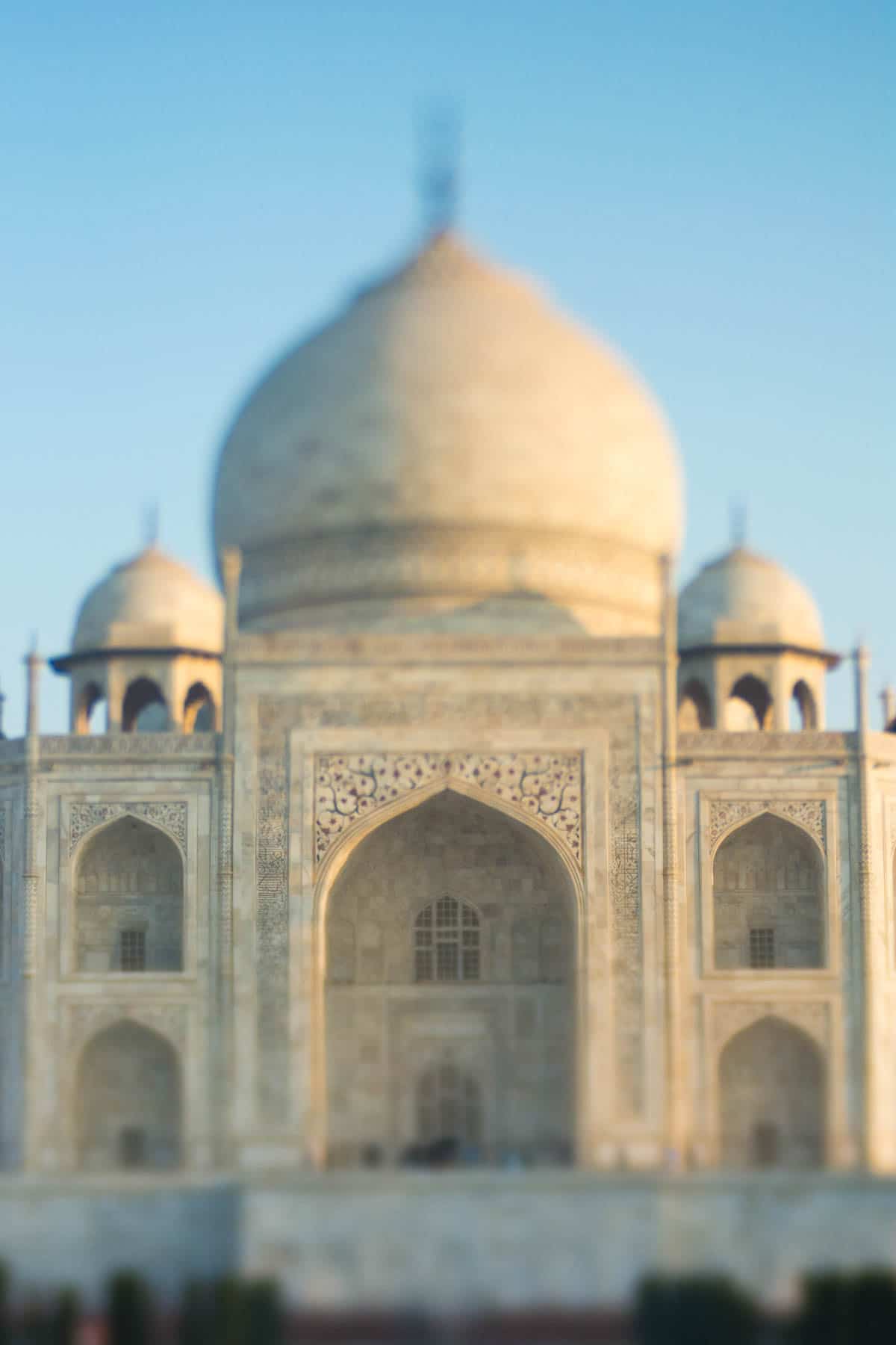 Lensbaby Edge 50 Optic review - Taj Mahal front via the Lensbaby Edge 50 Optic in Agra, India - Lost With Purpose