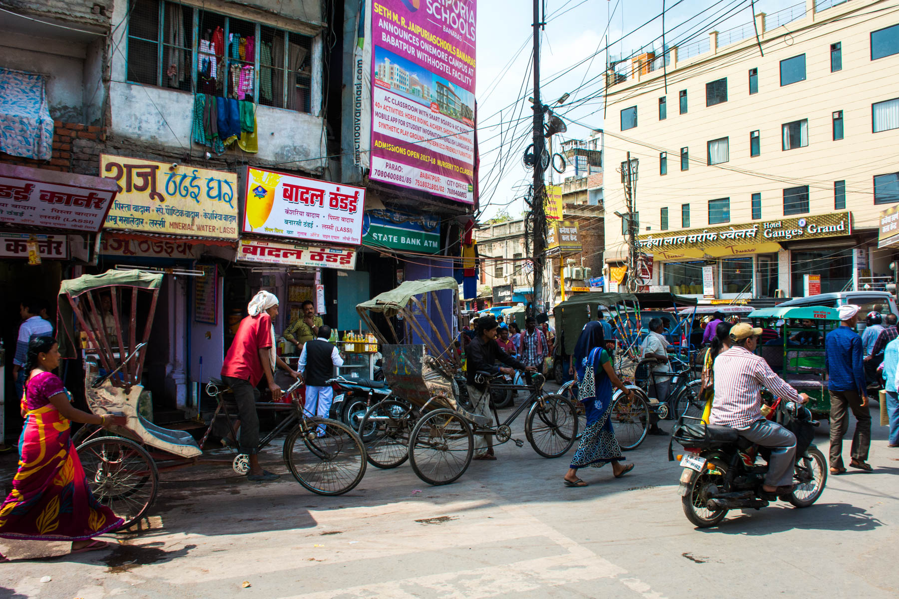 Where to find bhang lassi in Varanasi - Badal Thandai in Varanasi - Lost With Purpose