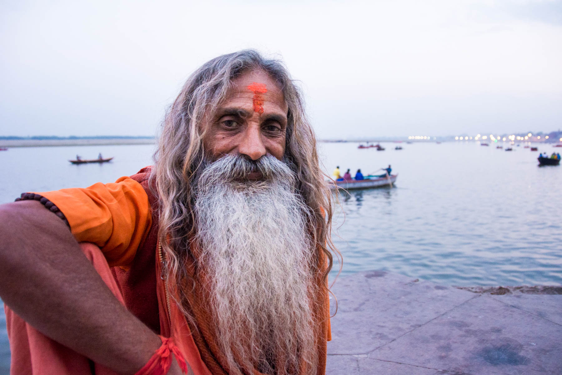 What is baksheesh? - A friendly sadhu in Varanasi, India - Lost With Purpose