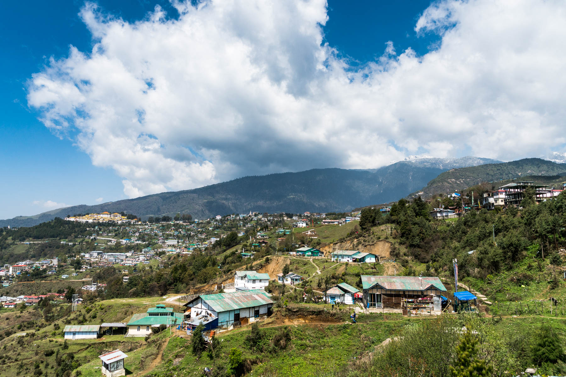 How much it costs to go backpacking in Arunachal Pradesh, India - Tawang town on a sunny day - Lost With Purpose