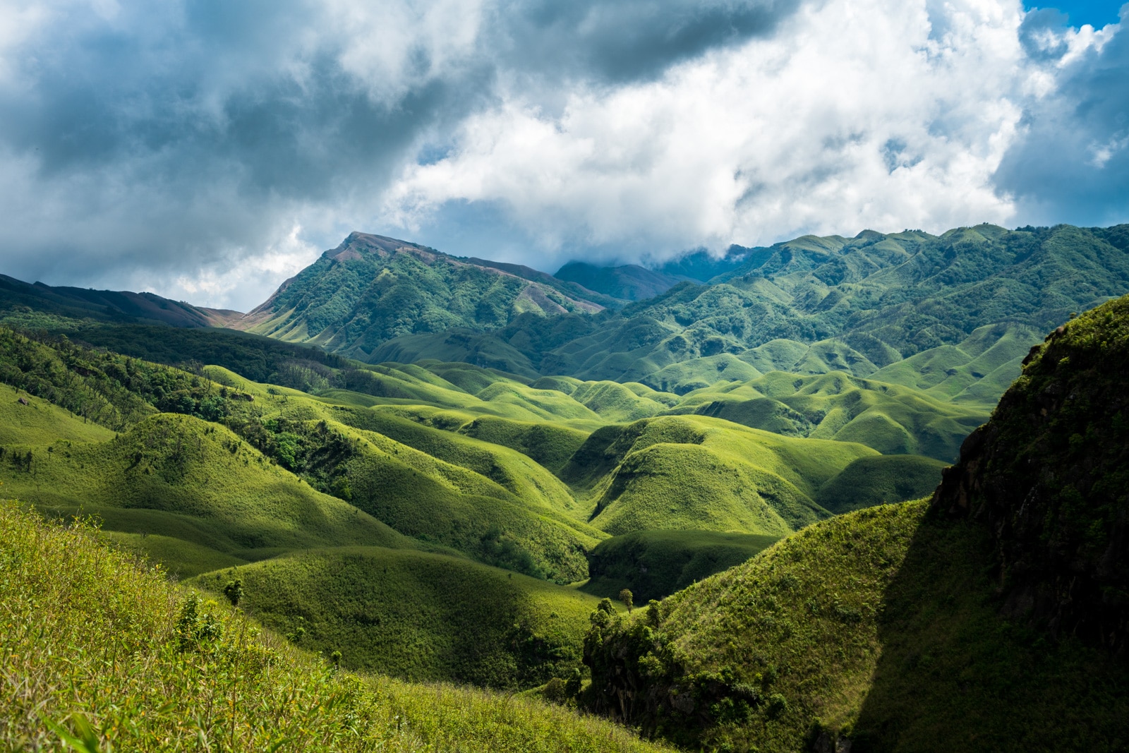 dzukou valley tourism