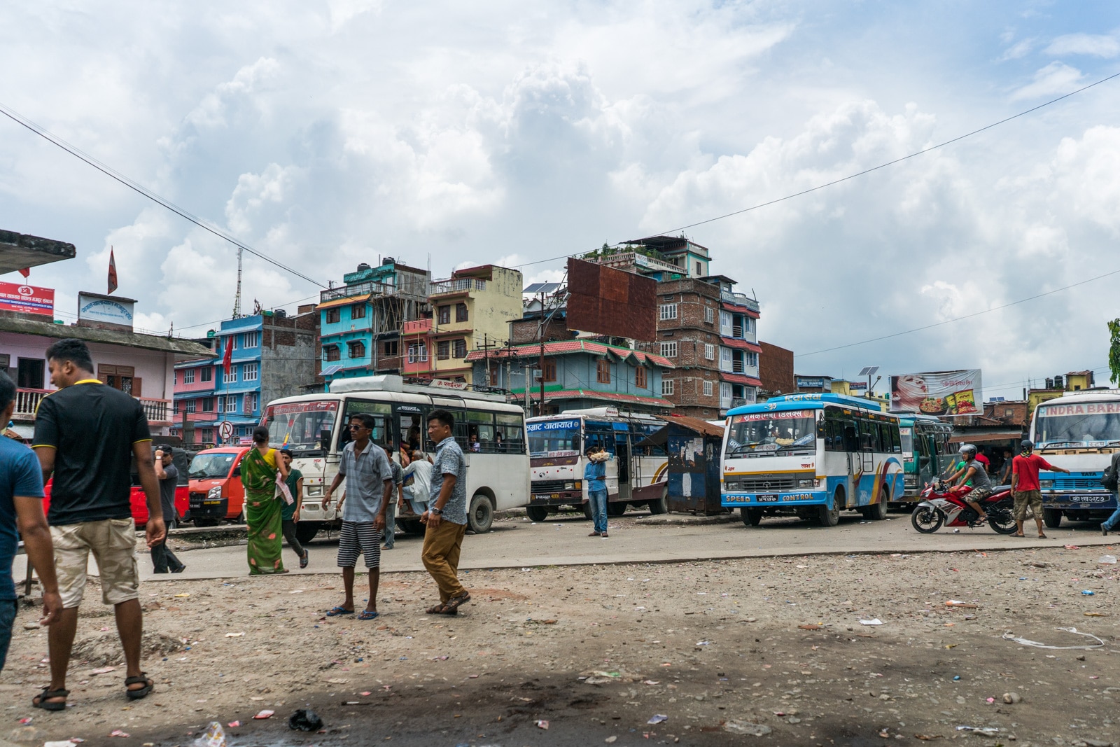 India - Nepal border crossing at Panitanki - Kakarbhitta - Bus stand in Kakarbhitta - Lost With Purpose