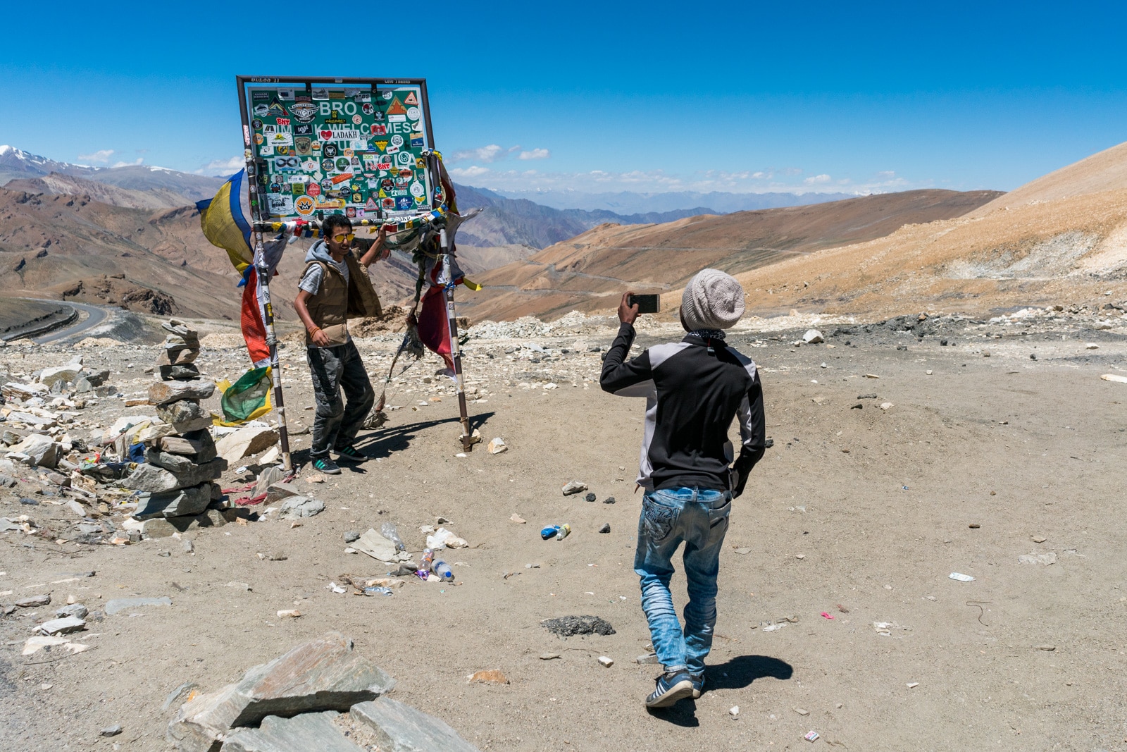 Hitchhiking the Leh - Manali highway - Selfie time at Tanglang La pass in India - Lost With Purpose travel blog