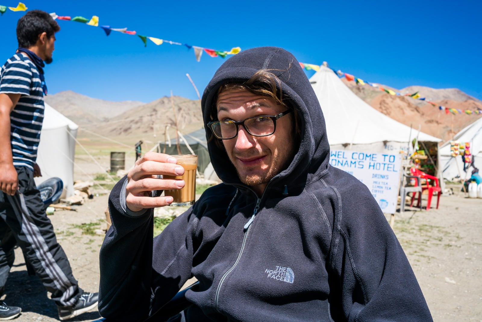 Hitchhiking the Leh - Manali highway in India - Sipping chai at a roadside tent camp - Lost With Purpose travel blog