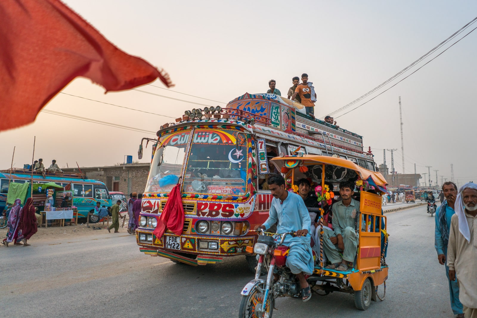 The Urs of Lal Shahbaz Qalandar in Sehwan, Pakistan - Acid tripper bus driving into Sehwan - Lost With Purpose travel blog