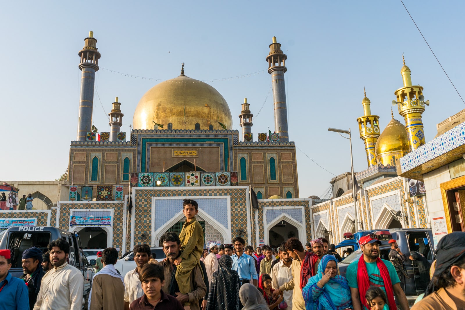 The Urs of Lal Shahbaz Qalandar in Sehwan, Pakistan - Exterior of shrine of Lal Shahbaz - Lost With Purpose travel blog