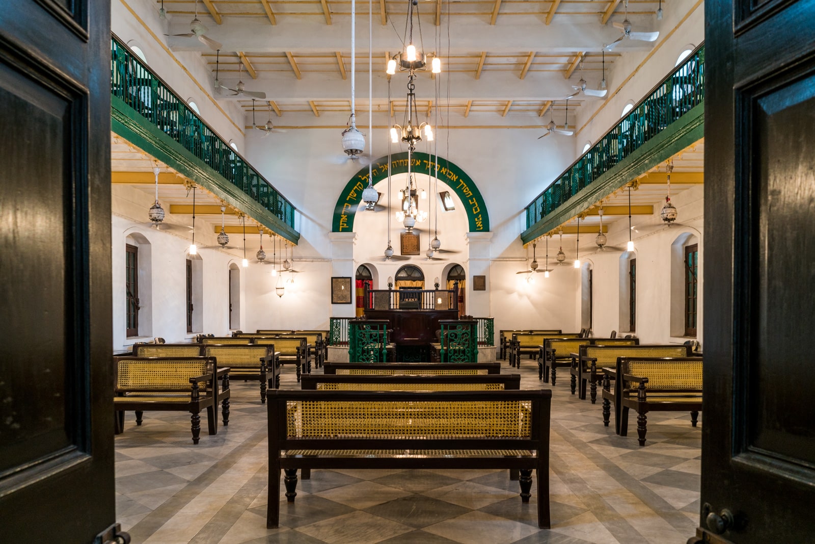 Reasons Kolkata is my favorite Indian megacity - Old Jewish Neveh Shalome synagogue in city center - Lost With Purpose travel blog