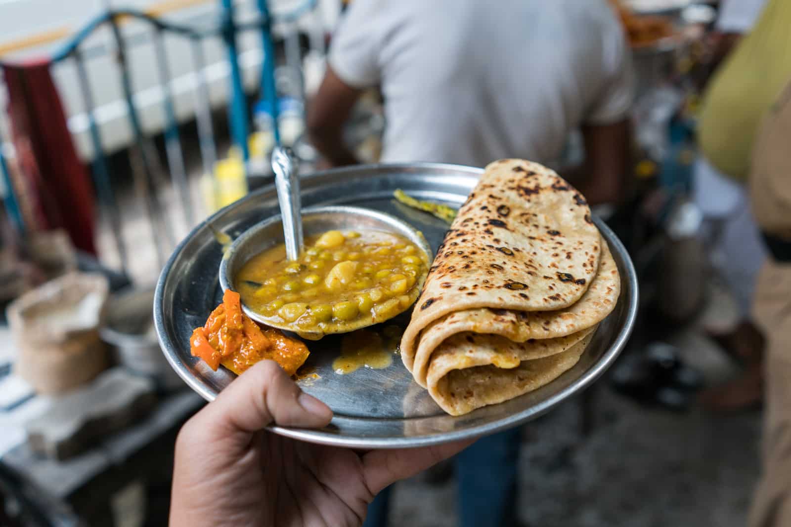 Reasons why Kolkata is my favorite Indian megacity - Cheap street food - Lost With Purpose travel blog