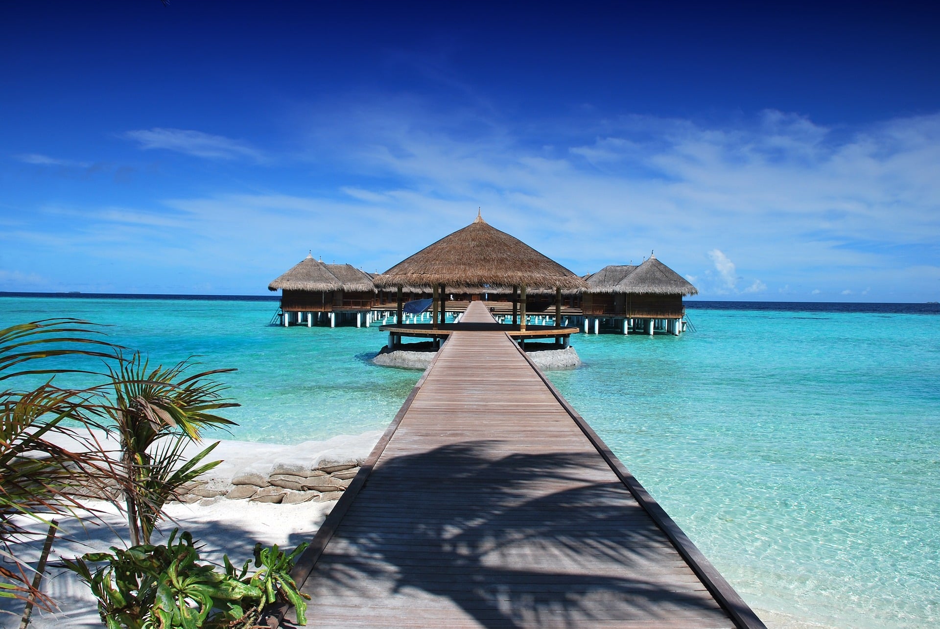 Traveling Maldives on a budget - Accommodation on water