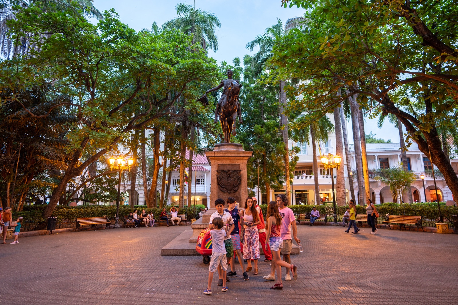 Reverse culture shock from long-term travel - A public square in the evening in Cartagena, Colombia - Lost With Purpose travel blog