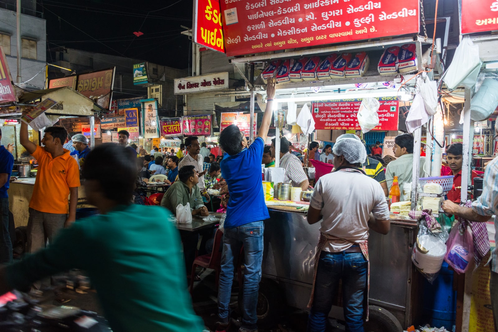 Night food market at Manek Chowk