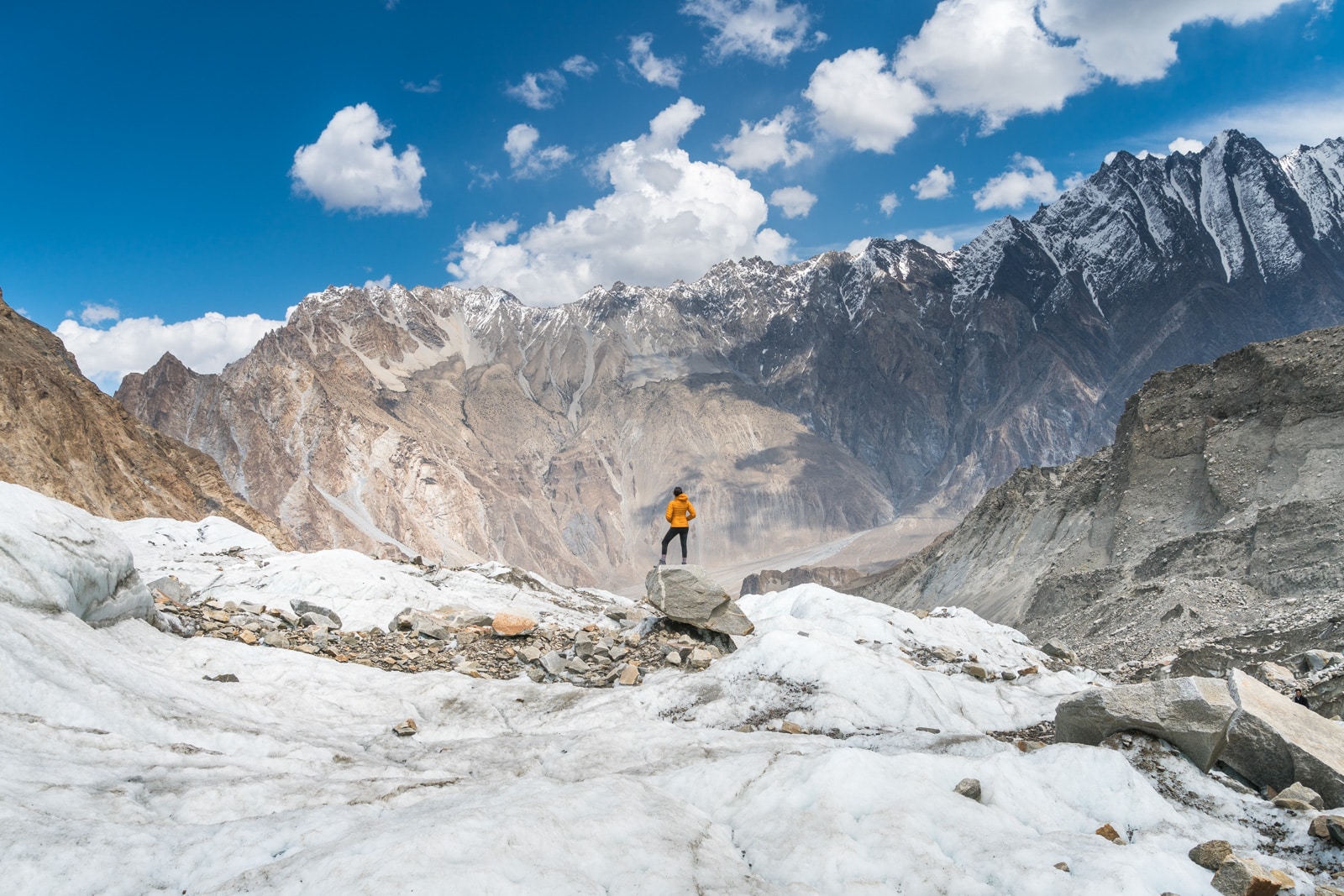 How I afford full-time travel - Looking out over the mountains of Gilgit Baltistan, Pakistan - Lost With Purpose travel blog