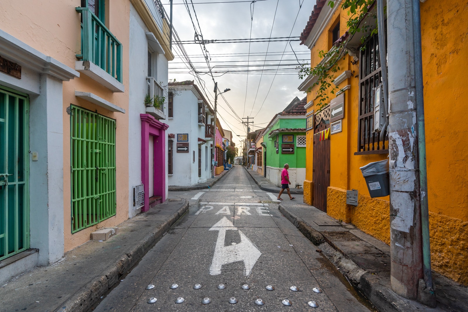 Cafes with wifi for digital nomads in Cartagena, Colombia - Colorful streets at sunrise - Lost With Purpose travel blog