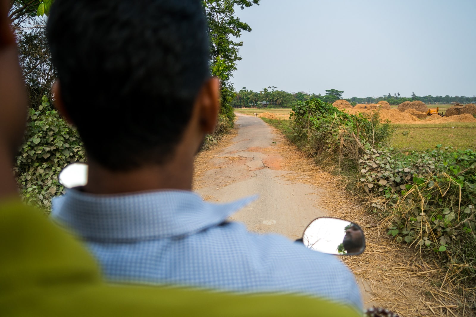 Motorbiking as a woman in Pakistan - Biking in Bangladesh - Lost With Purpose