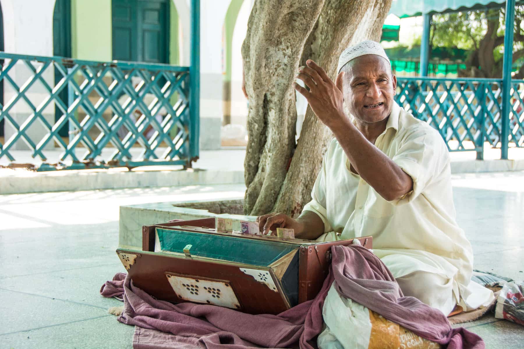 Day trips from Lahore, Pakistan - Harmonium player at the shrine of Baba Shah Kamal Chisti in Kasur