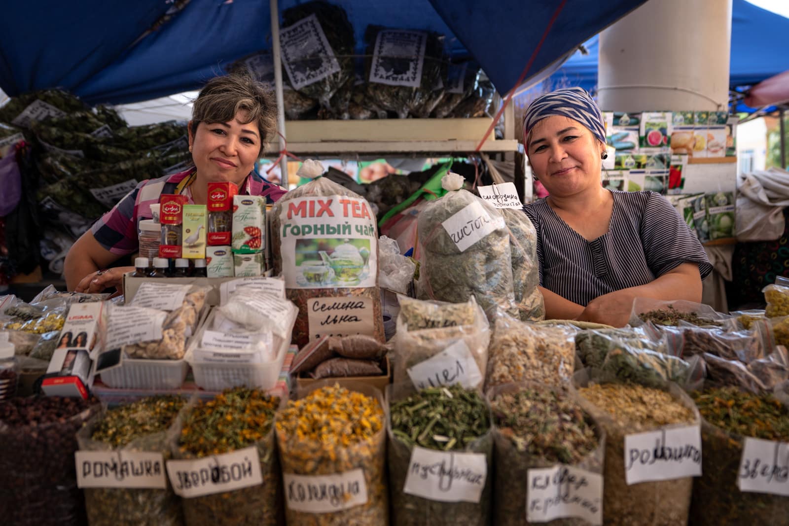 Women selling tea in Alay Bazaar in Tashkent, Uzbekistan