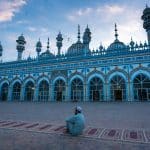 Practical Pakistan travel guide - Jamia mosque in Rawalpindi - Lost With Purpose