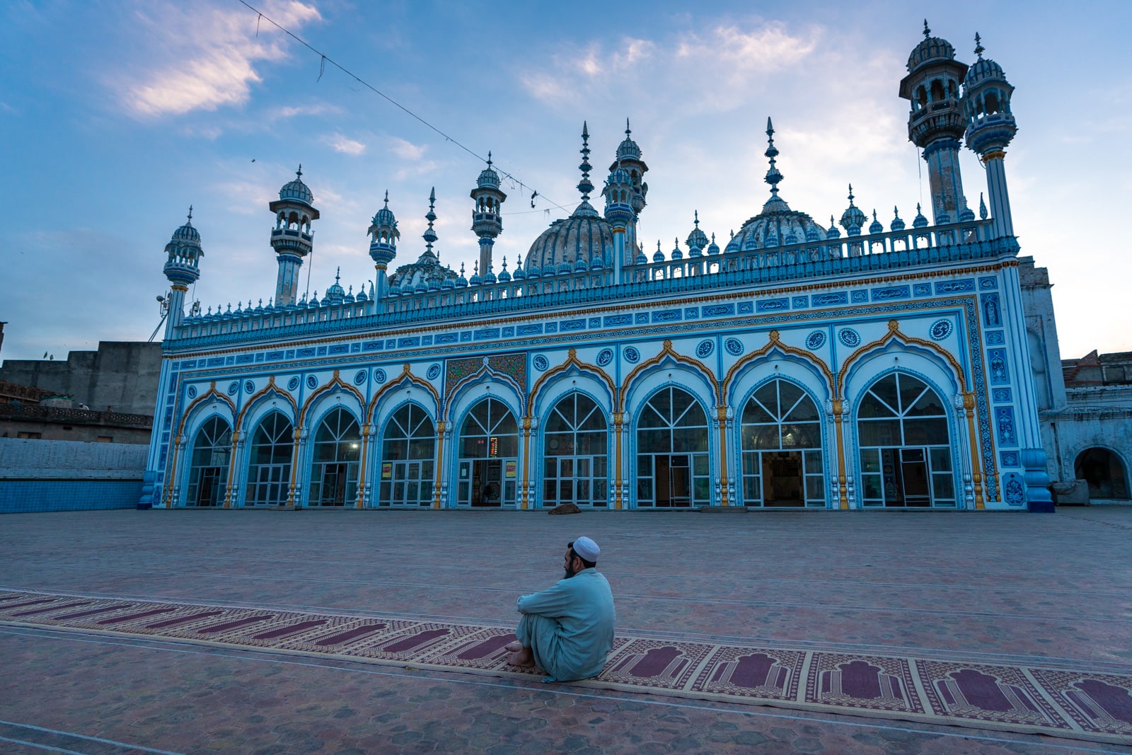 travel cot in pakistan