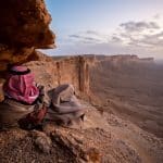Traveling Saudi Arabia with a male Couchsurfing host at the Edge of the World near Riyadh