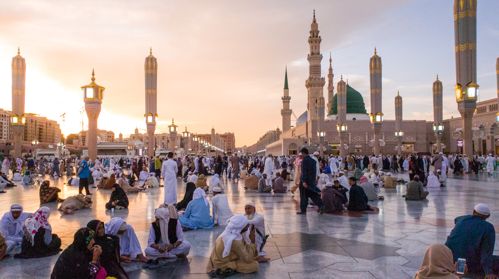 Sunset over Masjid Nabawi, the Prophet's mosque, in Medina, Saudi Arabia