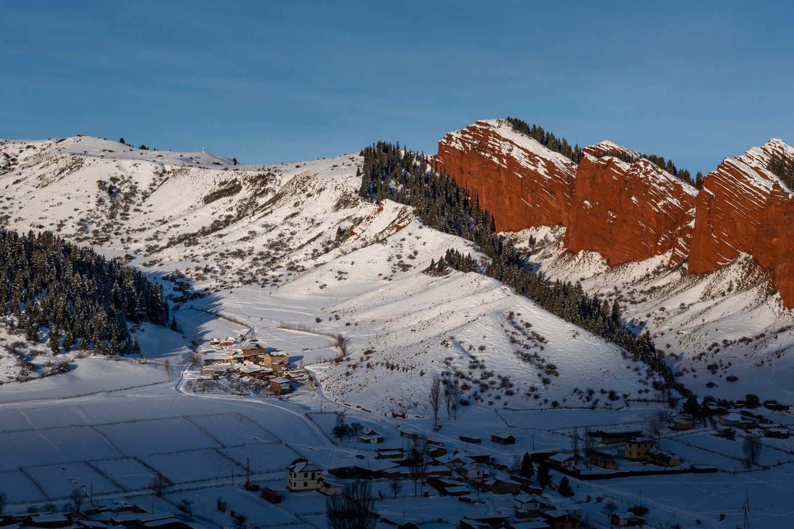 Sunrise over Jeti Oguz, Kyrgyzstan in winter