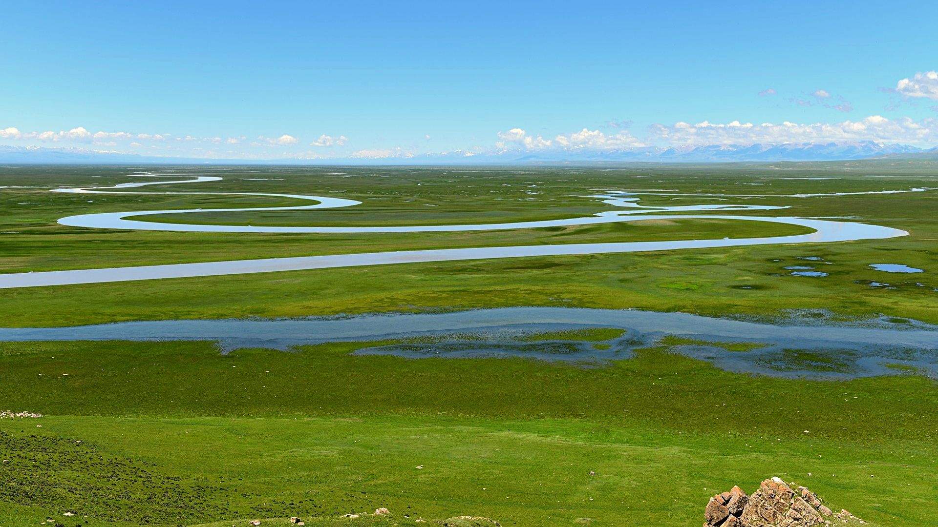 Grassland river in Bayin Buluk on Xinjiang's Duku Highway, China